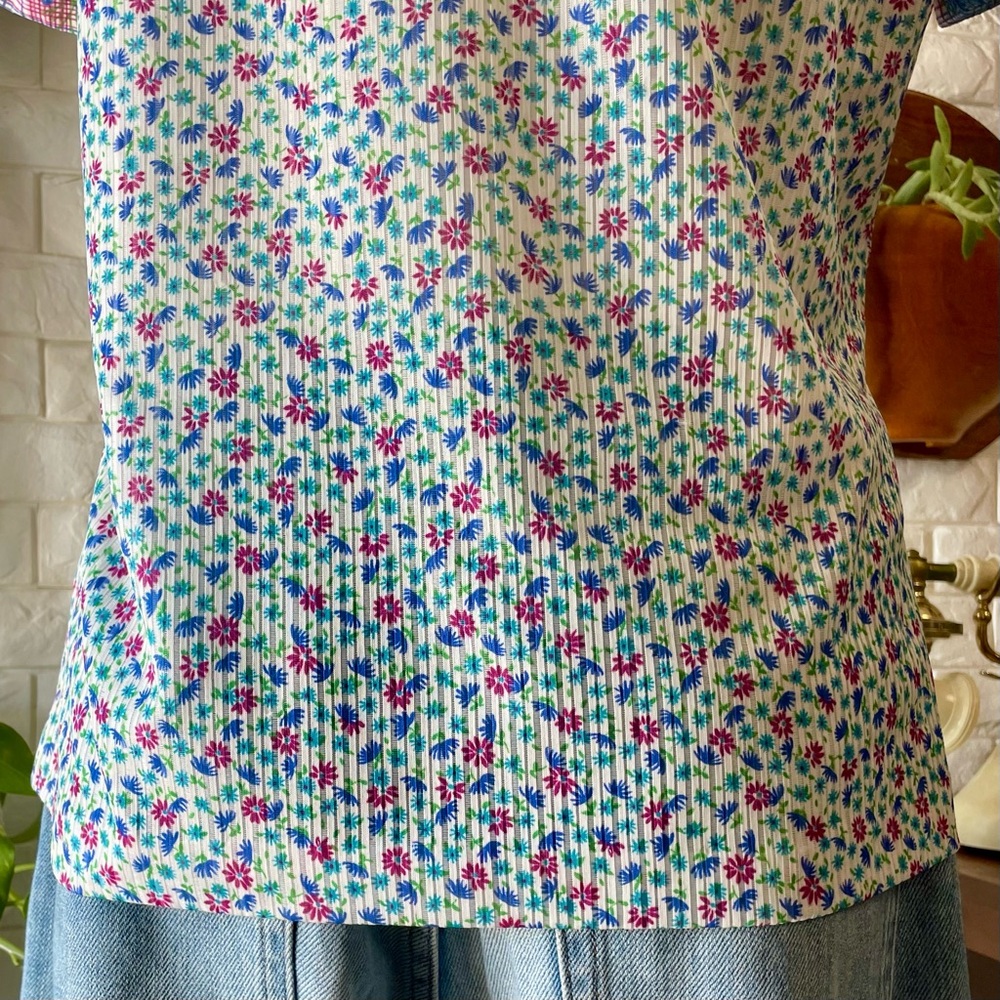 SOLD Vintage 1970s Sears Floral + Plaid Cottage Collared Shirt with Cuffed - Picture 11 of 14